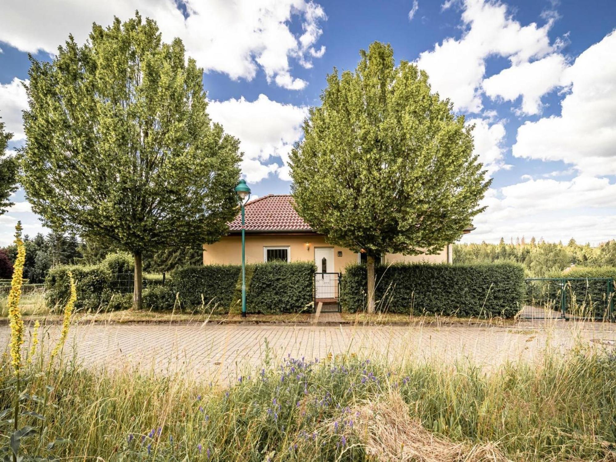 Cottage By The Meadow, Fir Tanne Exteriör bild